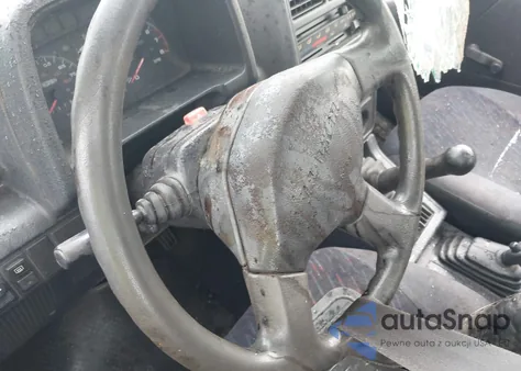 1994 Geo Tracker from USA, damaged, VIN 2CNBJ18U5R6945044